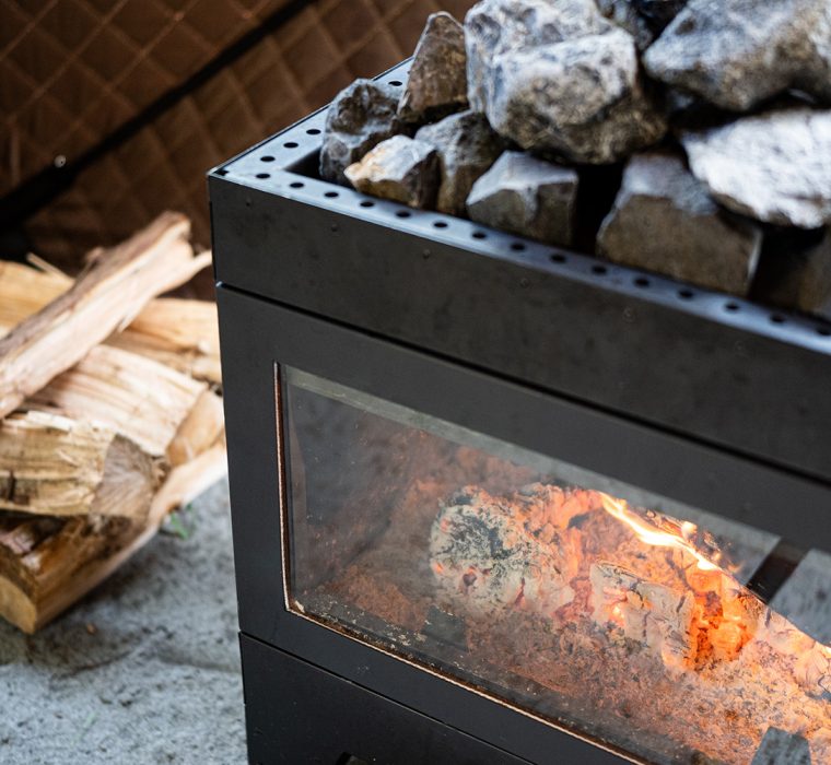 2024st03 サウナだけでなく暖房としても使用できるサウナストーブ